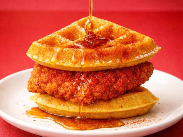 RED WAFFLE CHICKEN