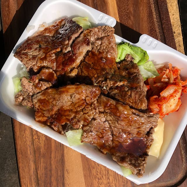 蛸やん「牛カルビステーキ弁当」