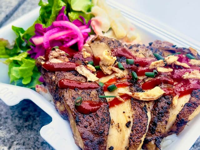 Burn.「ジャークチキンライス」