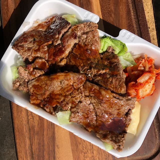 蛸やん 特上牛カルビステーキ弁当