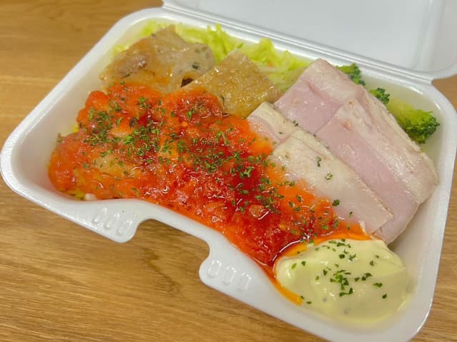 BOX LUNCH casa「パエリアチキンポークMIX」