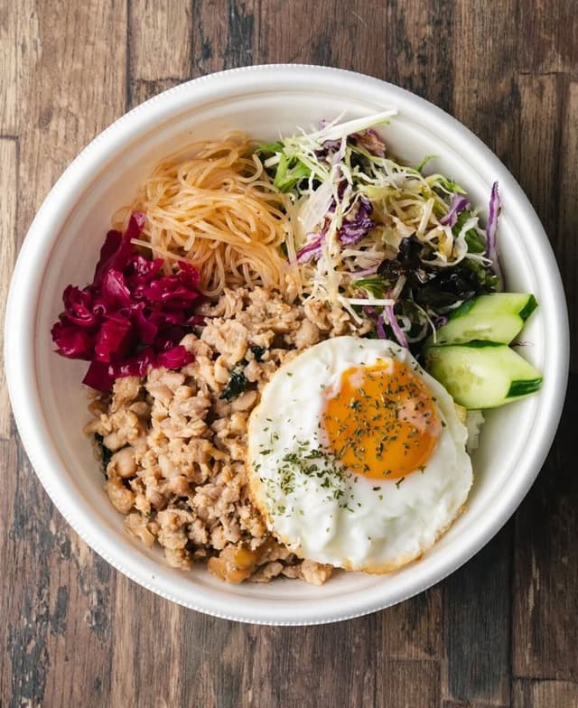 エスニックキッチンモンタナ「コク旨ガパオライス」