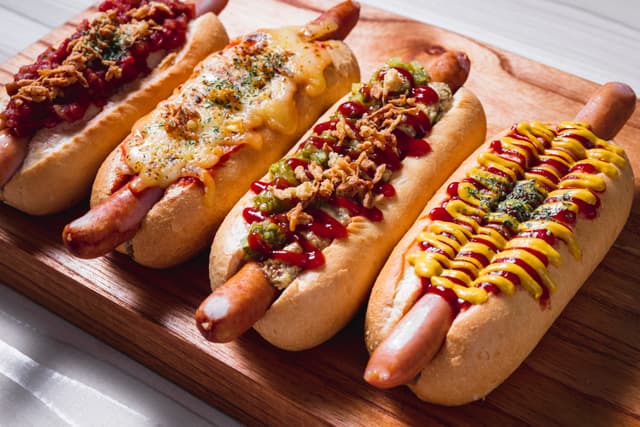 フードトラック カルム「ホットドッグ」