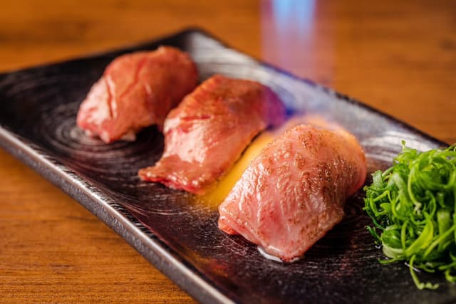 spice「和牛炙り寿司 三貫 」