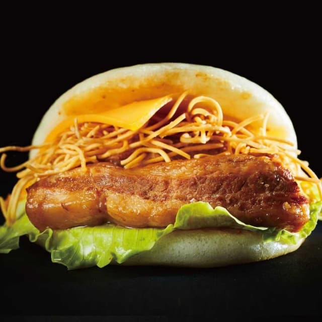 三代目岩崎本舗「長崎角煮バーガー」