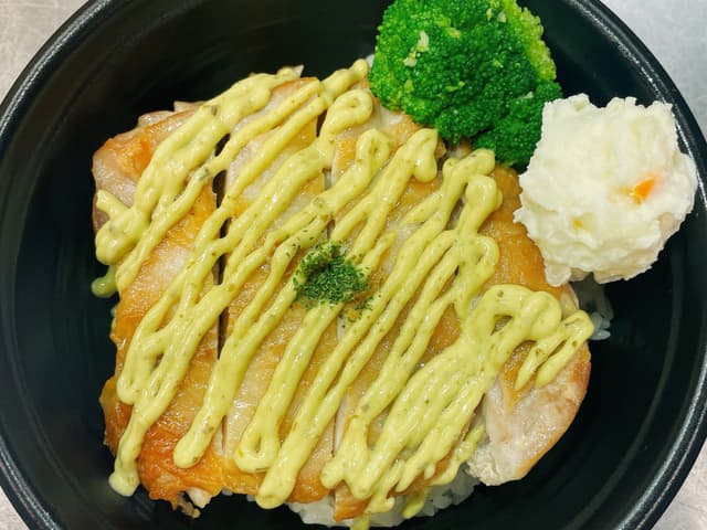 柔らかチキンのオーブン焼き丼