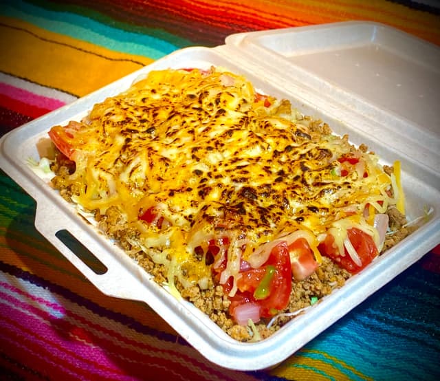 ドライブレーベルズ チーズタコライス