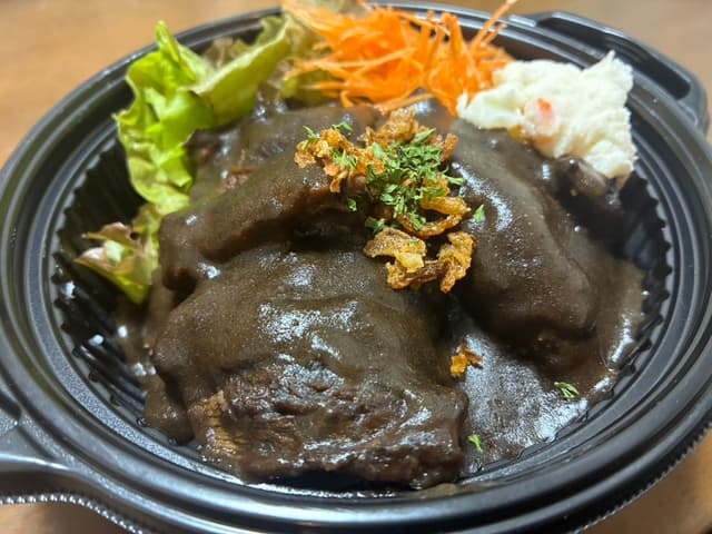 牛すじブラックカレー