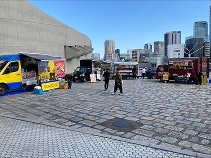 キッチンカー各種 ※出店店舗は試合によって異なります