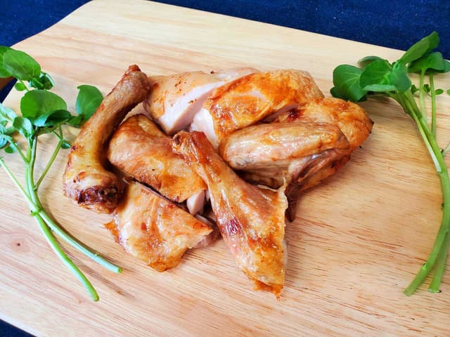 【特盛グルメ】ローストチキンコオロギ「ローストチキンパック」