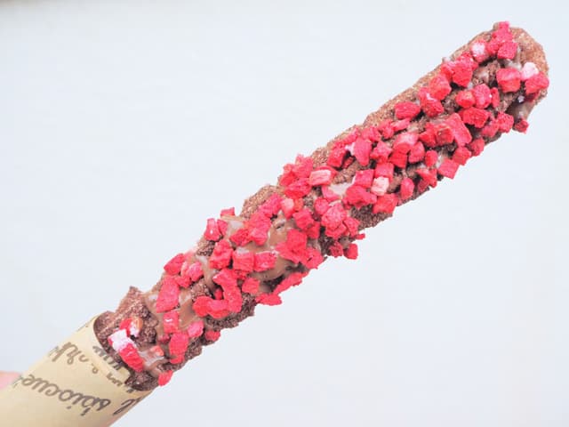 ラズベリーチョコ生チュロス